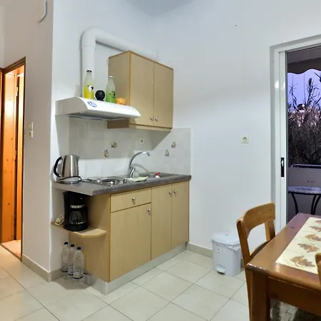 Elizabeth Apartment